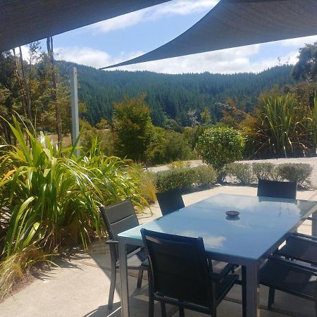 Ryder Ridge Holiday Home Motueka ภายนอก รูปภาพ