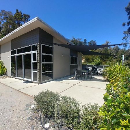 Ryder Ridge Holiday Home Motueka ภายนอก รูปภาพ
