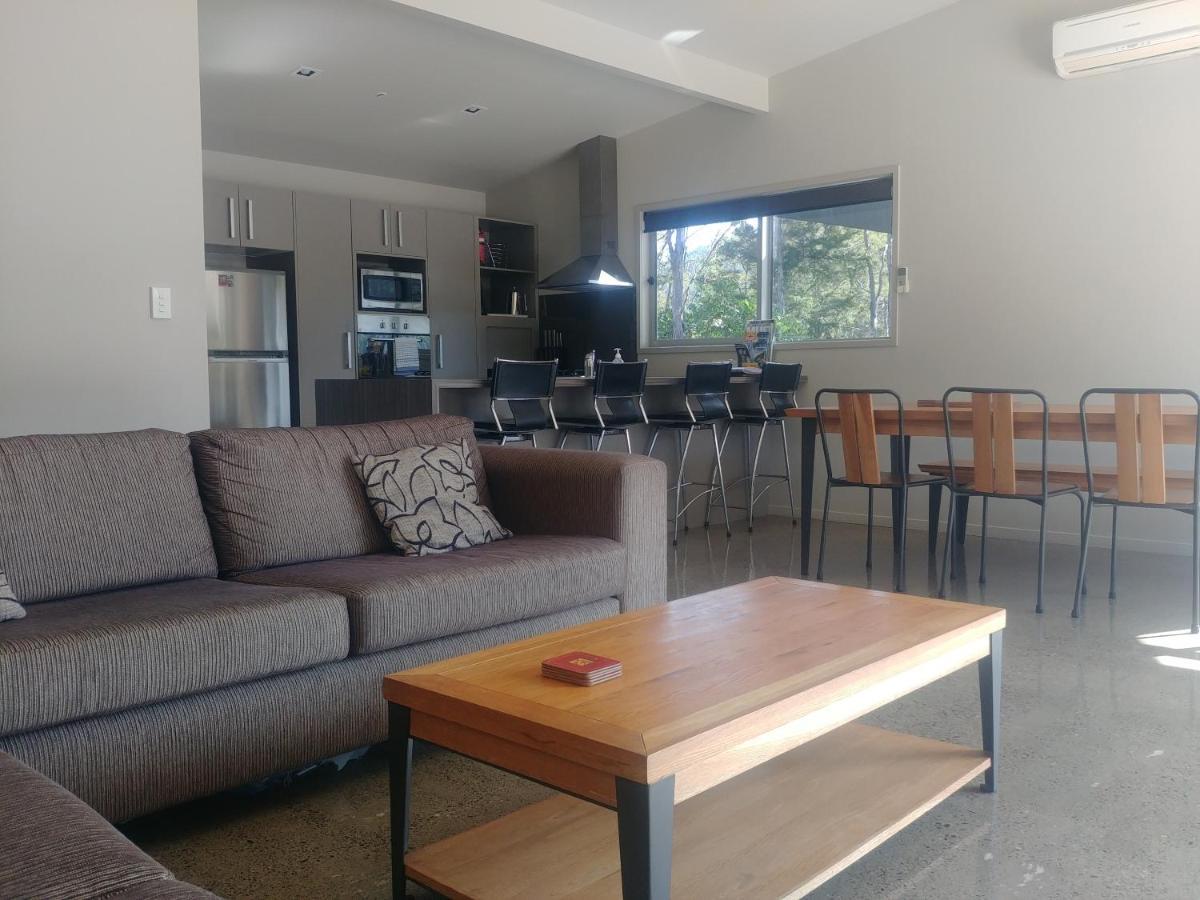 Ryder Ridge Holiday Home Motueka ภายนอก รูปภาพ